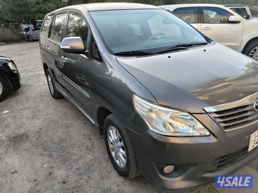 تويوتا انوفا    موديل 20152