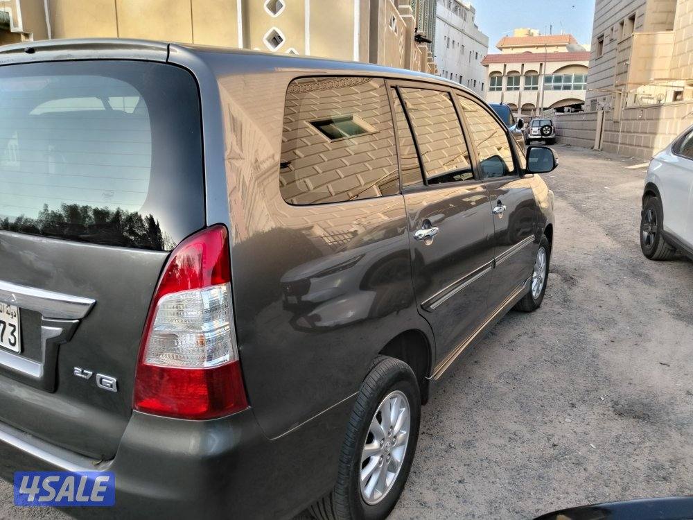 تويوتا انوفا    موديل 20154