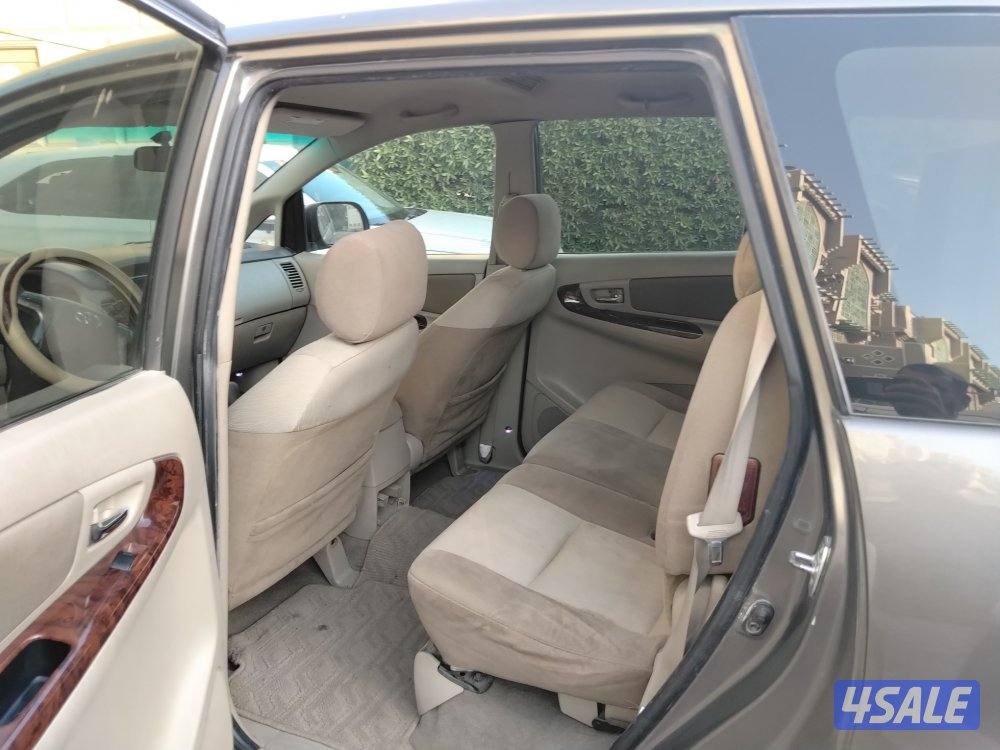 تويوتا انوفا    موديل 20157