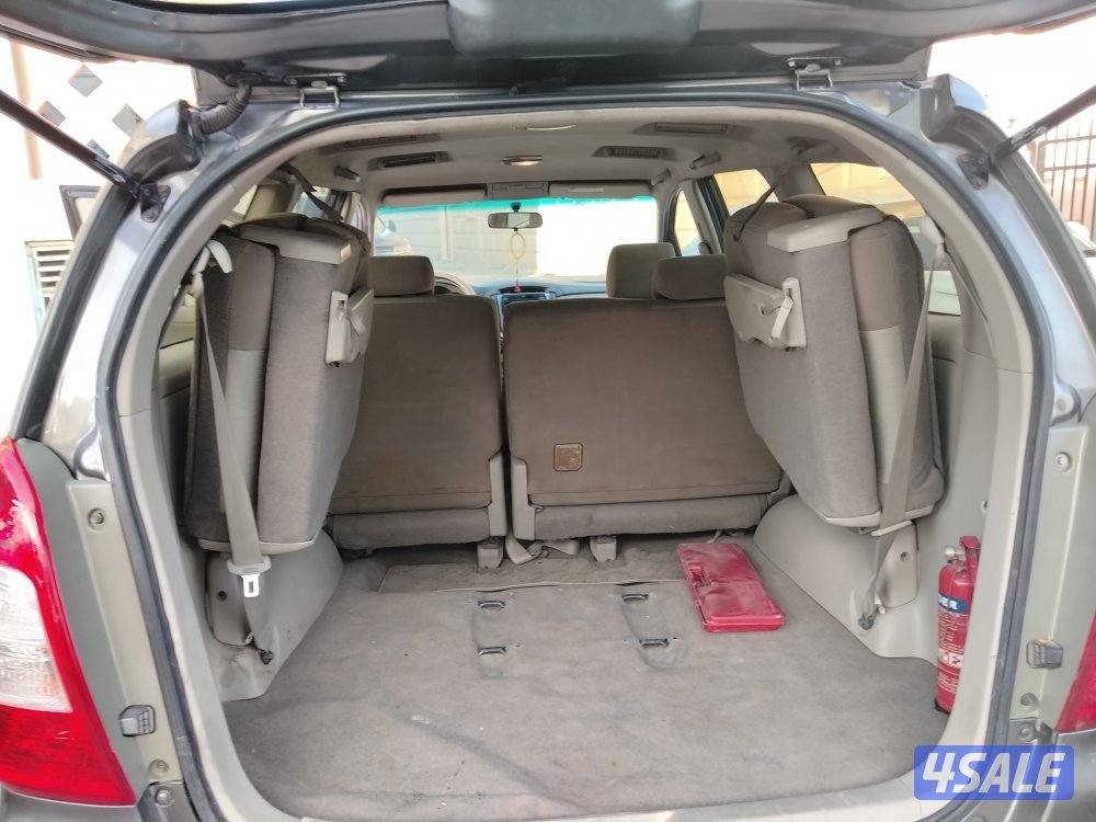 تويوتا انوفا    موديل 20158