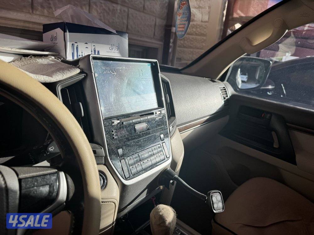 للبيع لاتد كروزر موديل 20194