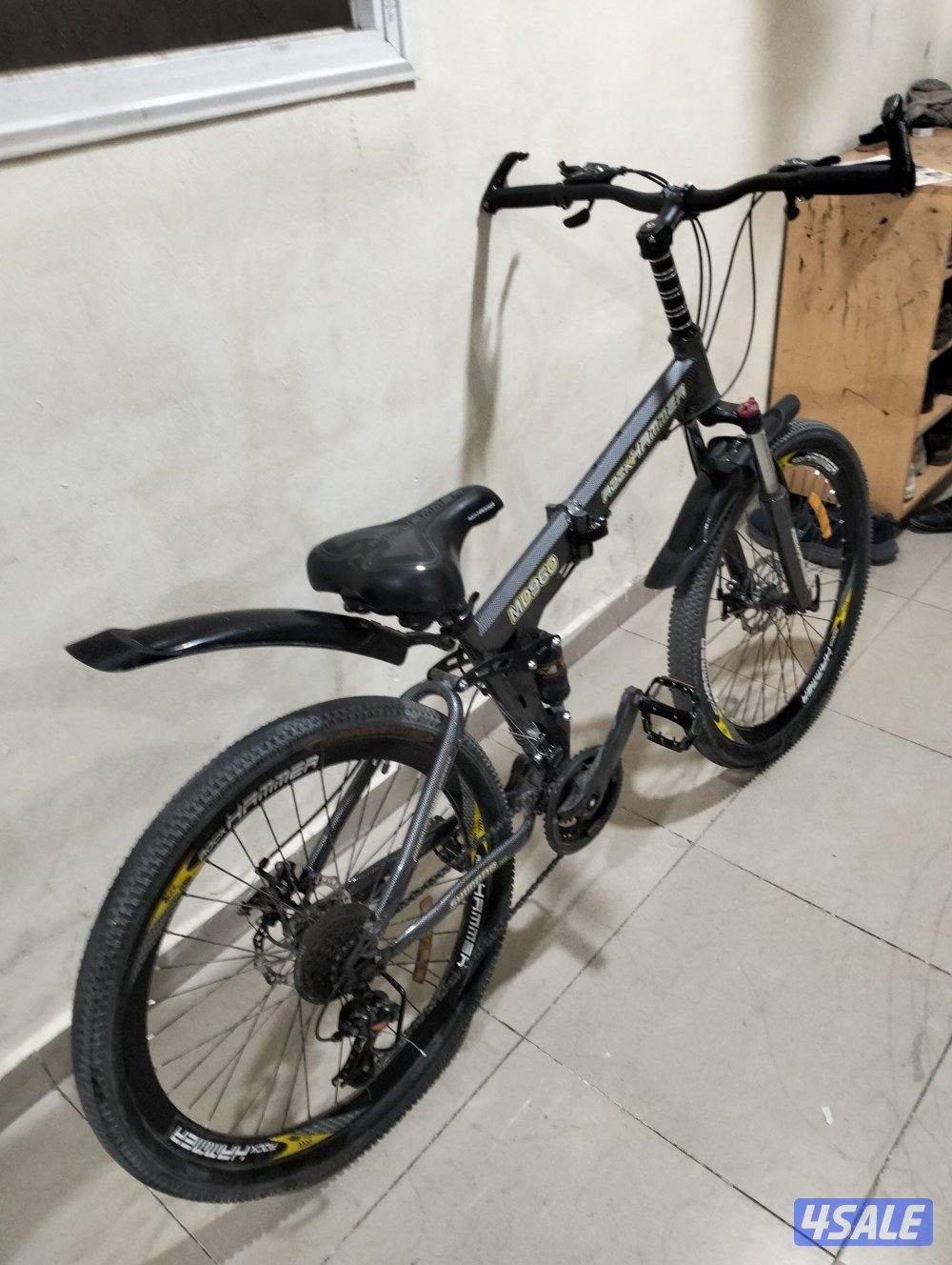 الحاله جيده جدا لكن اخر ترسين لا يعملان جيداً. الدراجه قابله للطي4