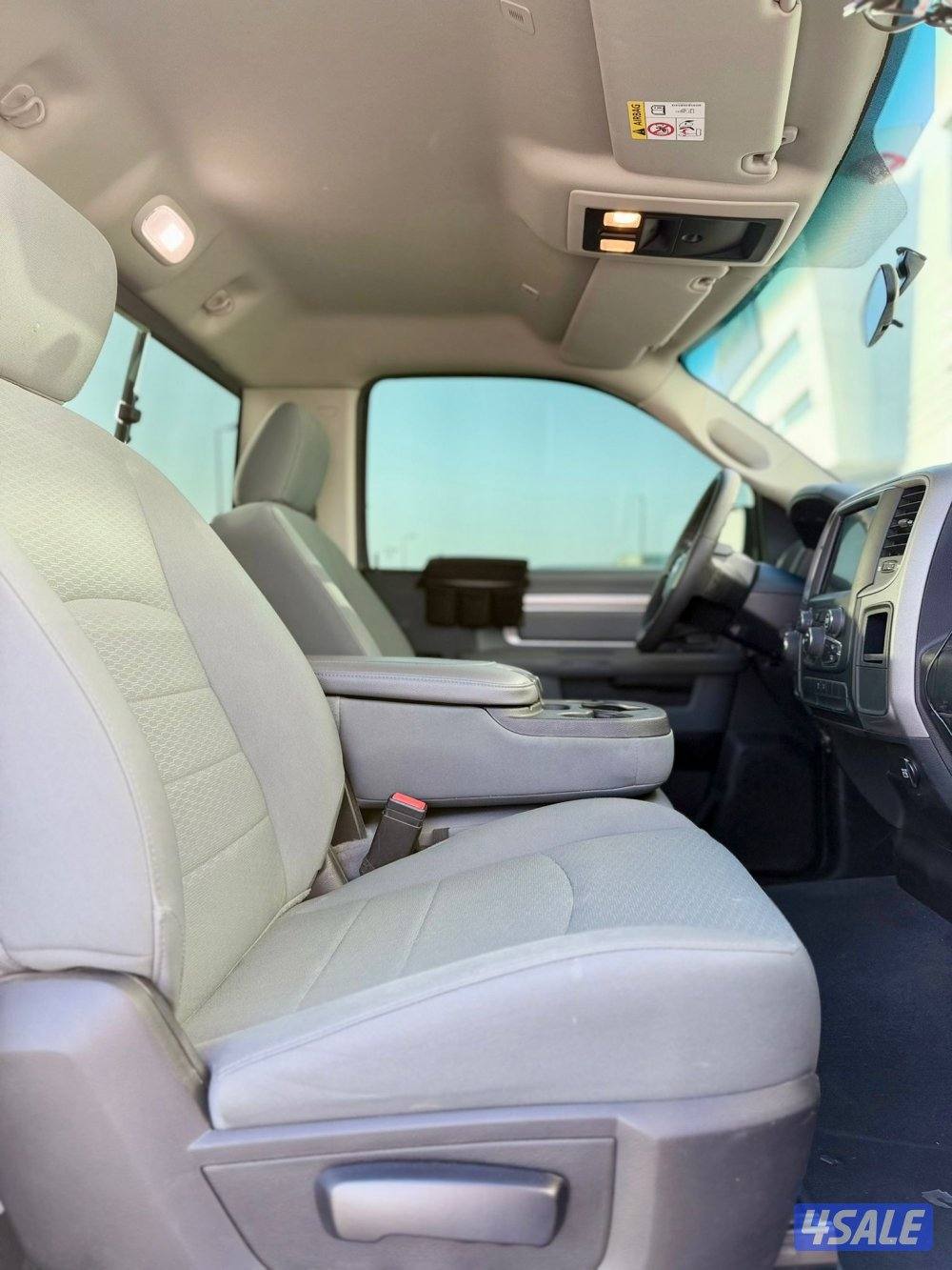 دودج رامي HEMI 5.7 R/T عداد 995