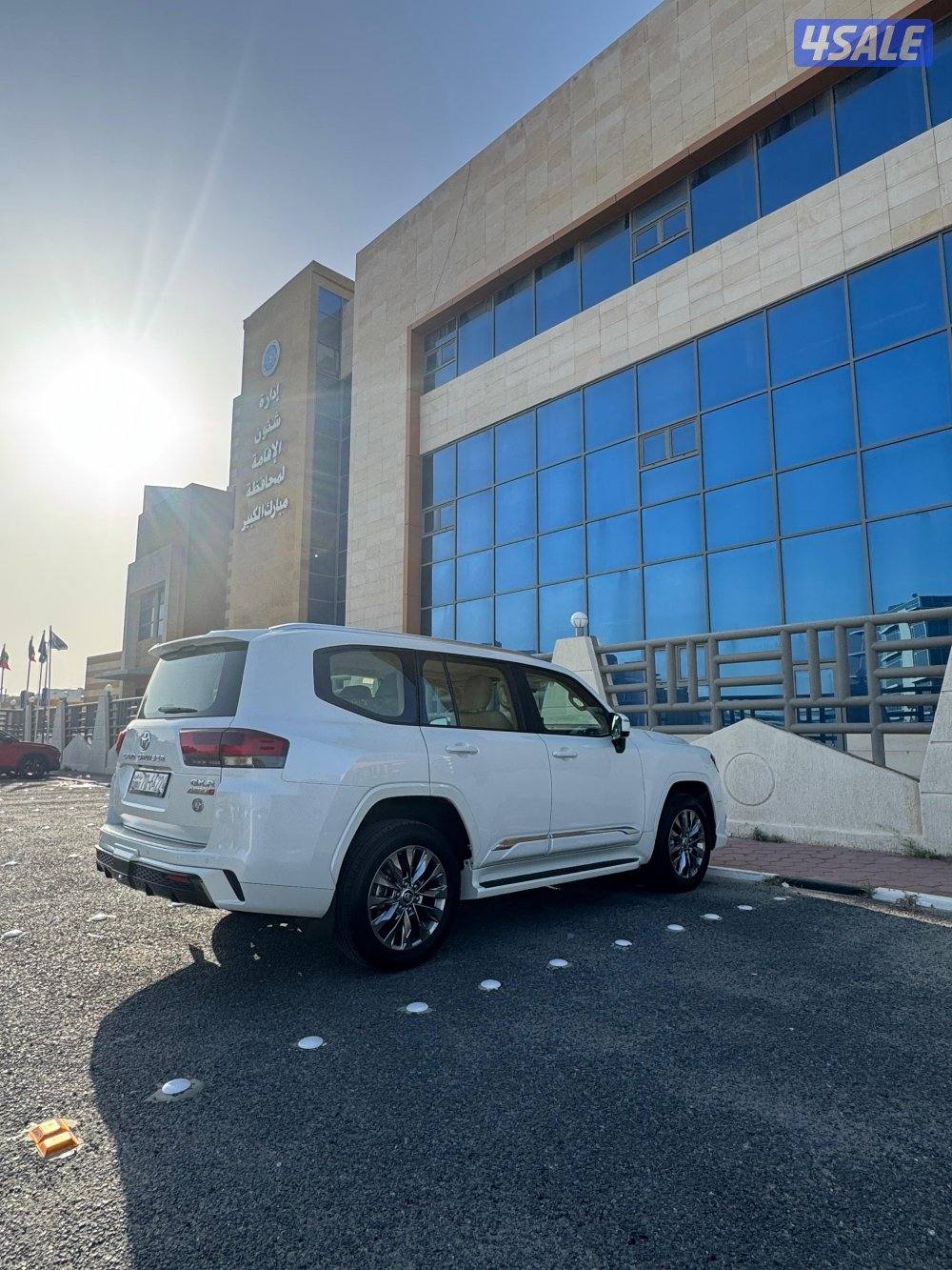 للبيع لاند كروزر ٢٠٢٣ ايرو اس2