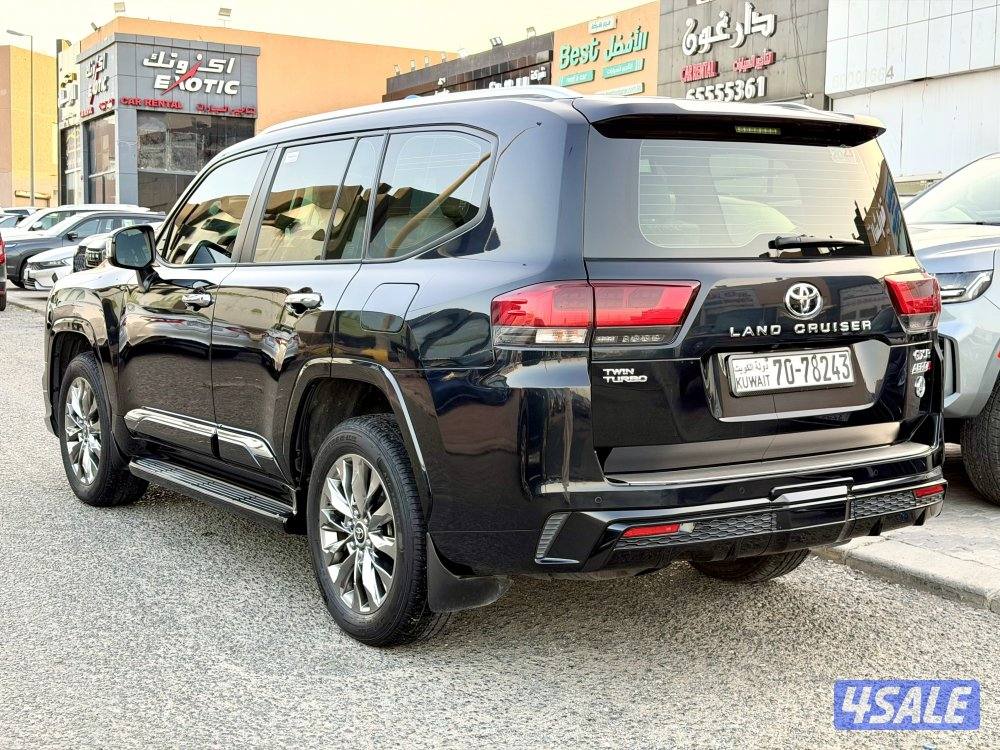 تويوتا لاندكروزر GXR ايروS توين تيربو2023 الساير2