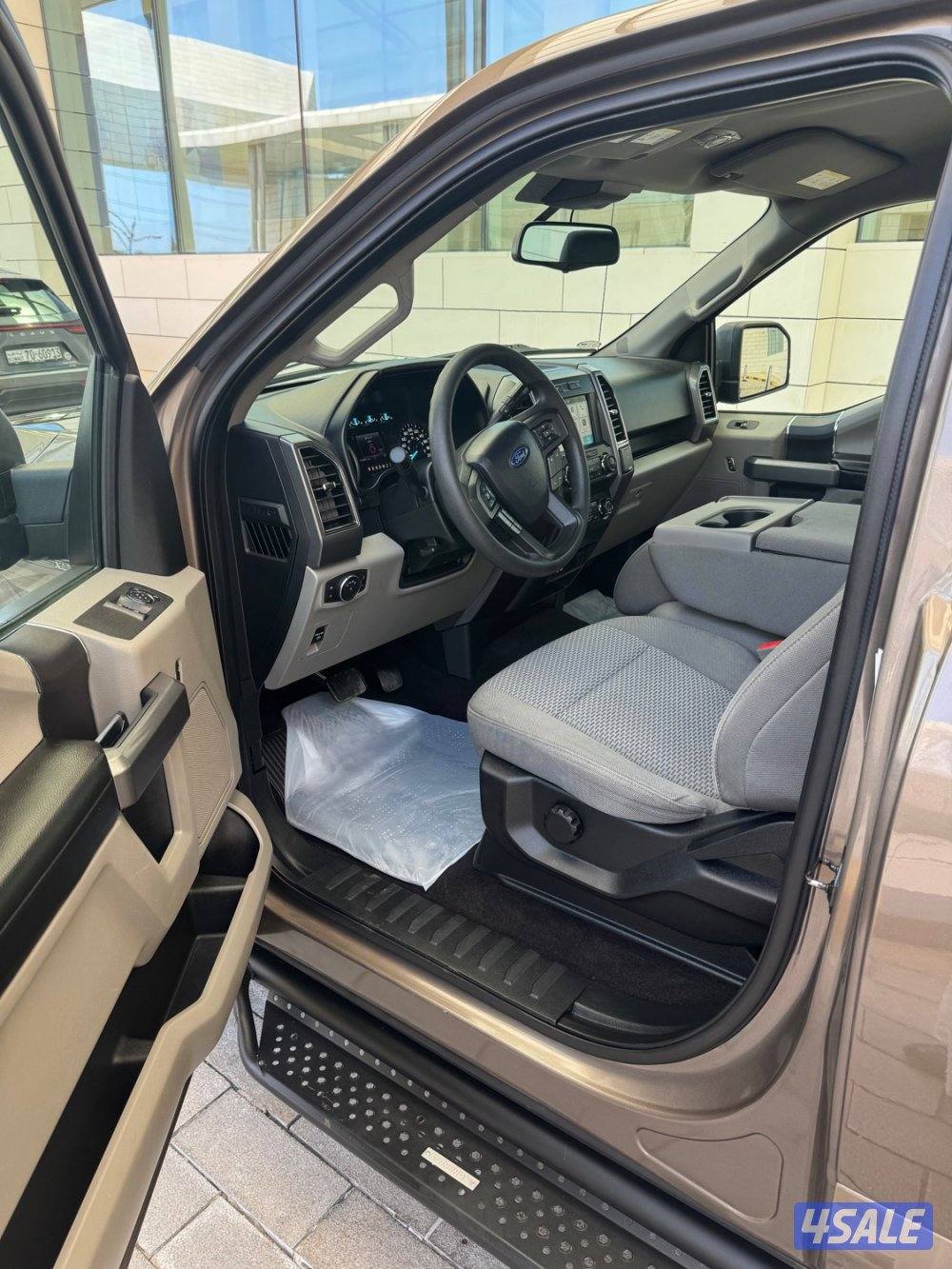 فورد f150 (سته سلندر) الغانم بحاله ممتازه.7