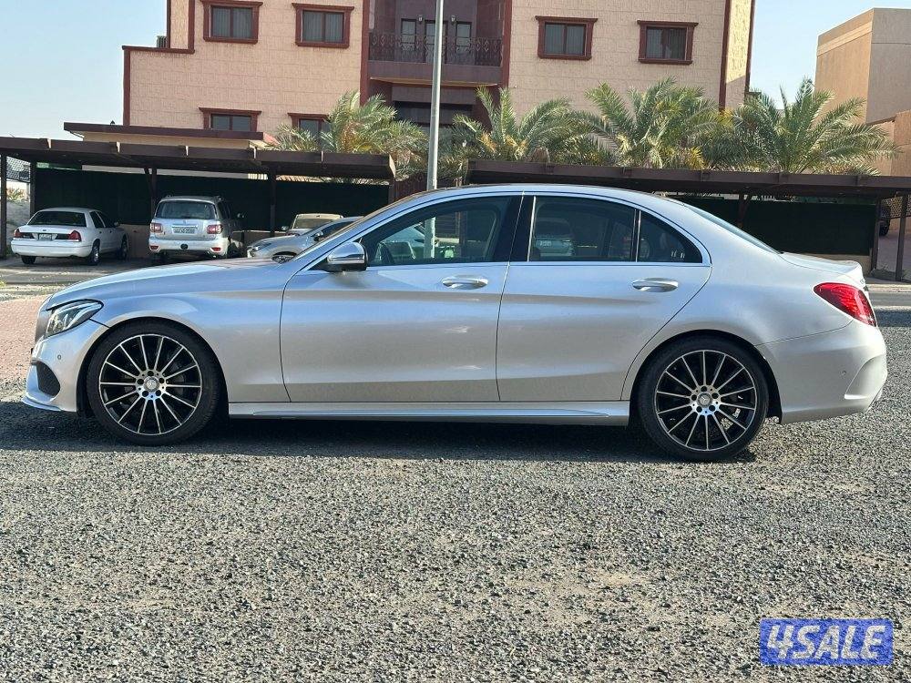 مرسيدس C200 
عداد: 121 الف6