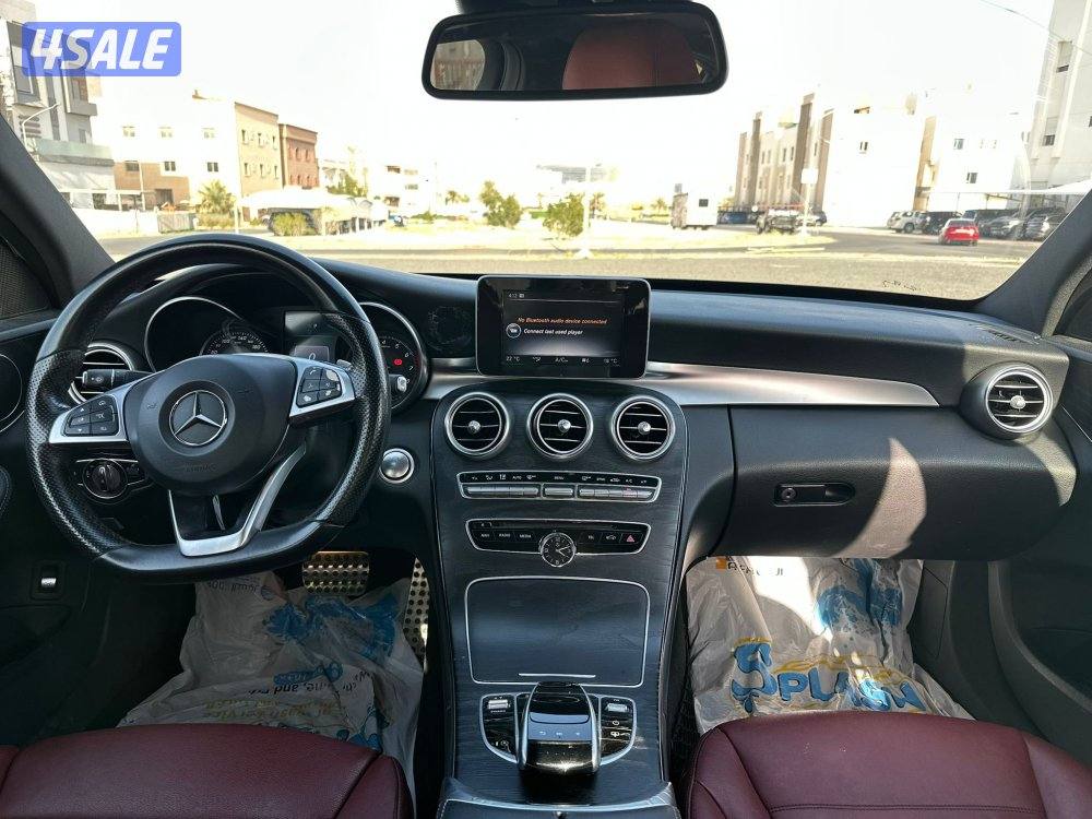 مرسيدس C200 
عداد: 121 الف10