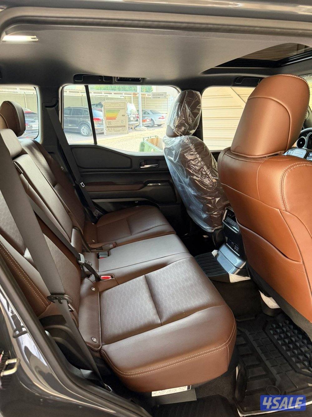 تيوتا برادو 2025/WX / عداد 8000 بحاله المصنع شرط الفحص للبيع15