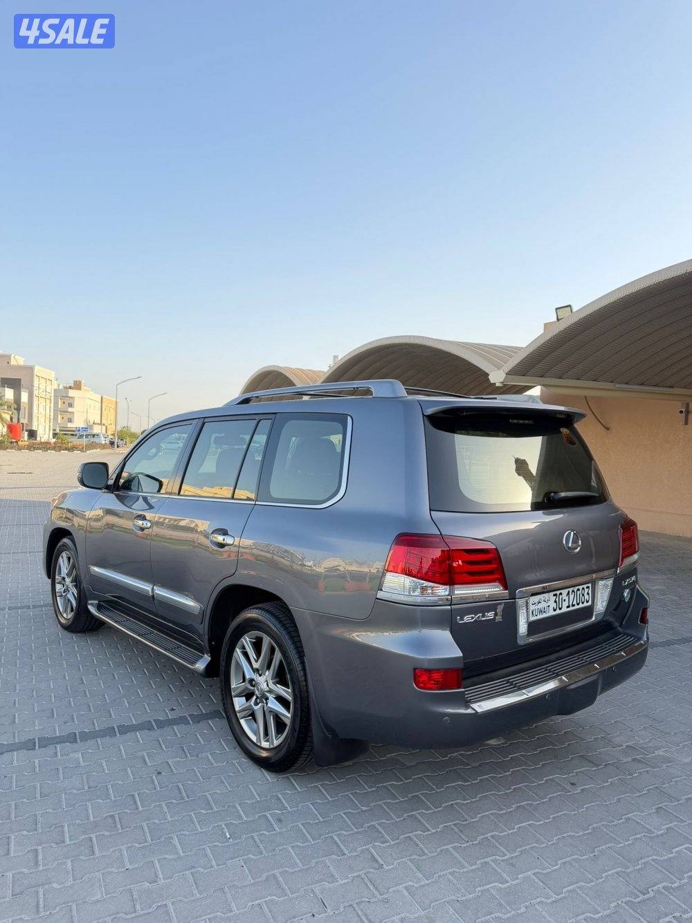 جيب لكزس الساير بحاله ممتازه شرط الفحص بلكامل 2014 للبيع2