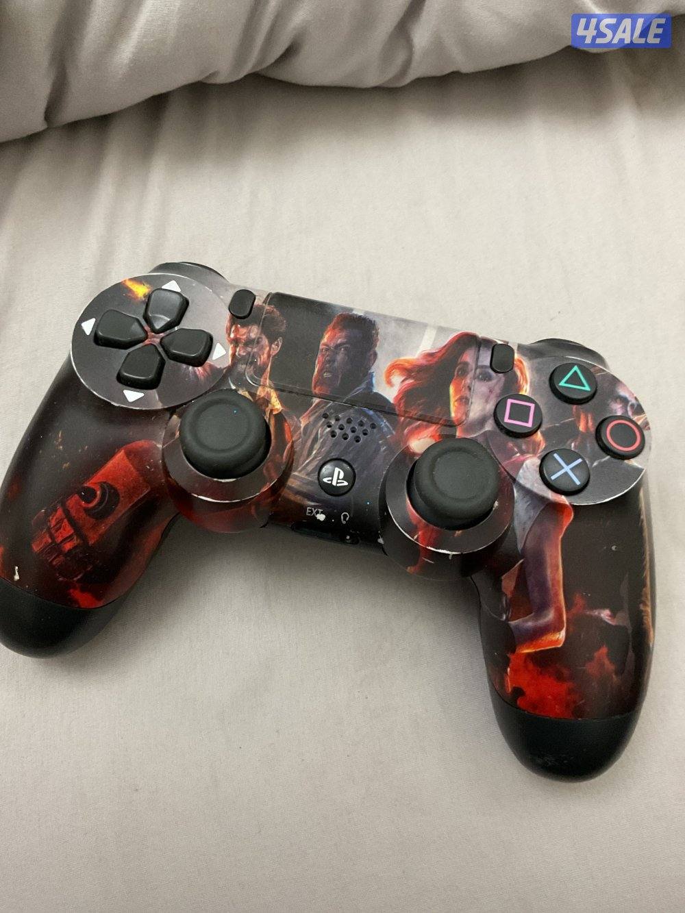 يد سوني 4 جديده وعليه اشكال اصليه0