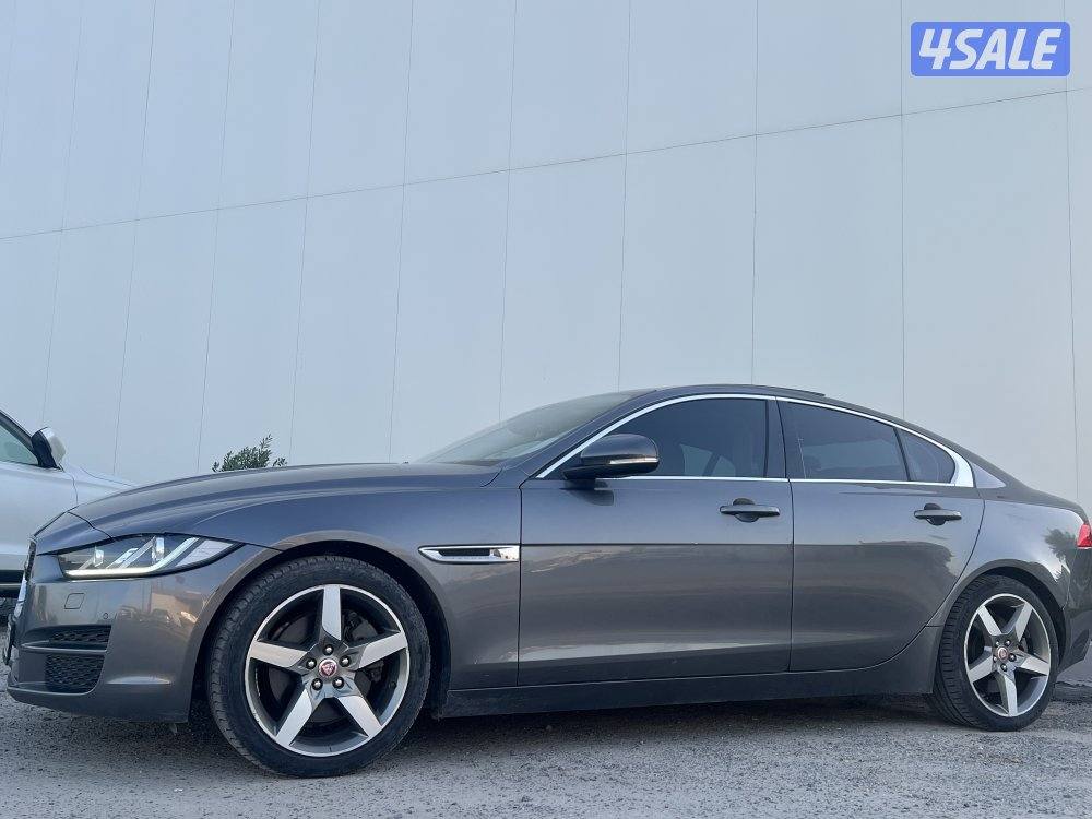 للبيع جاكوار XE موديل 20173