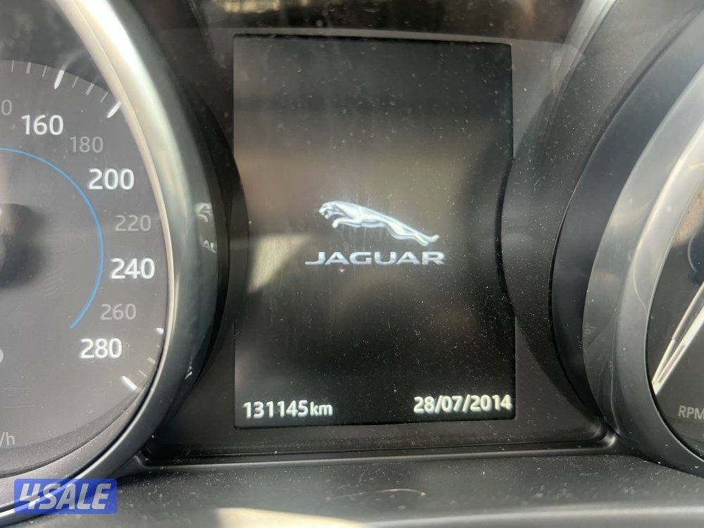 للبيع جاكوار XE موديل 20176