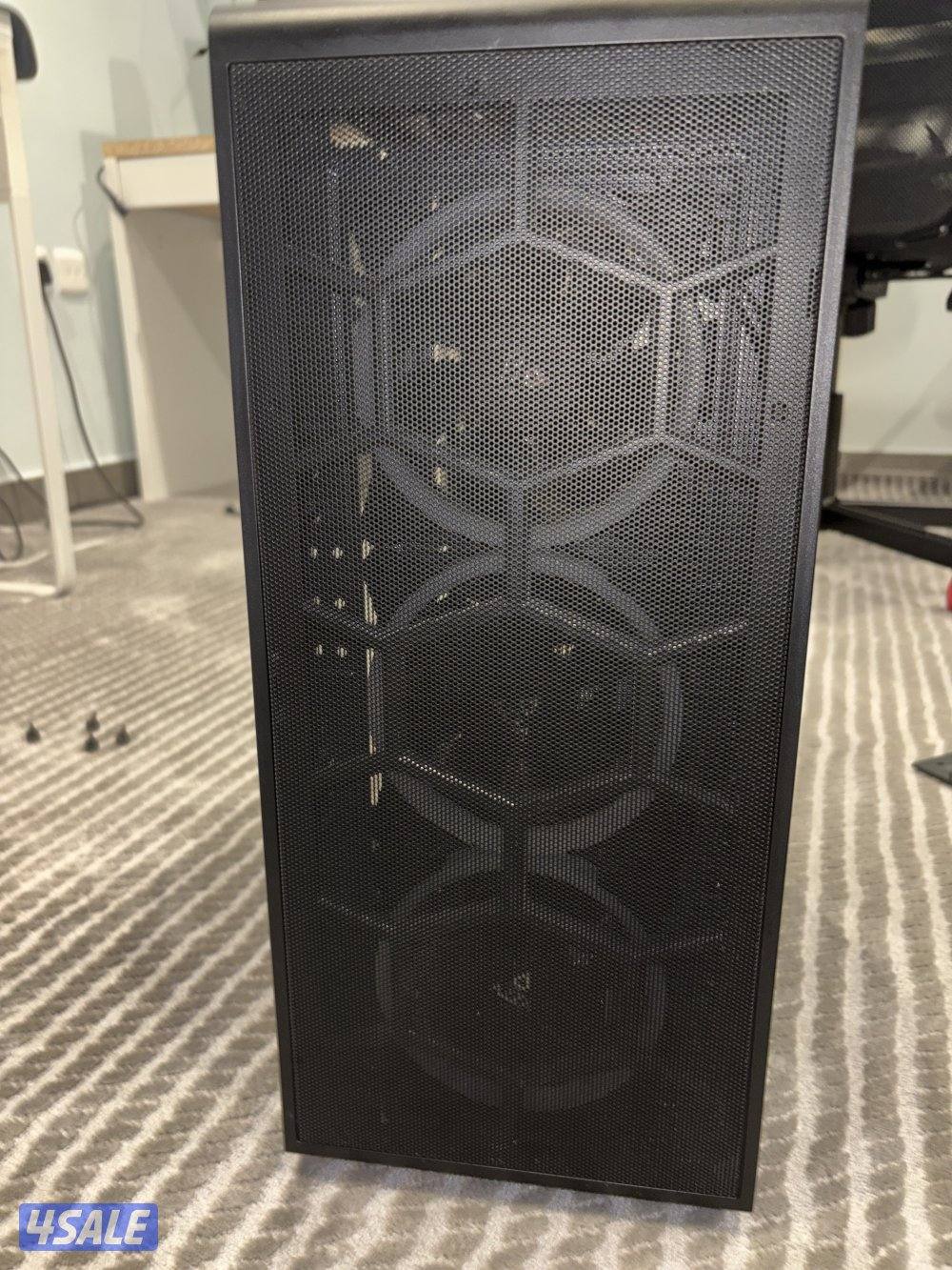 Clean pc 3050 16 gigs of RAM and the cpu i dont know2