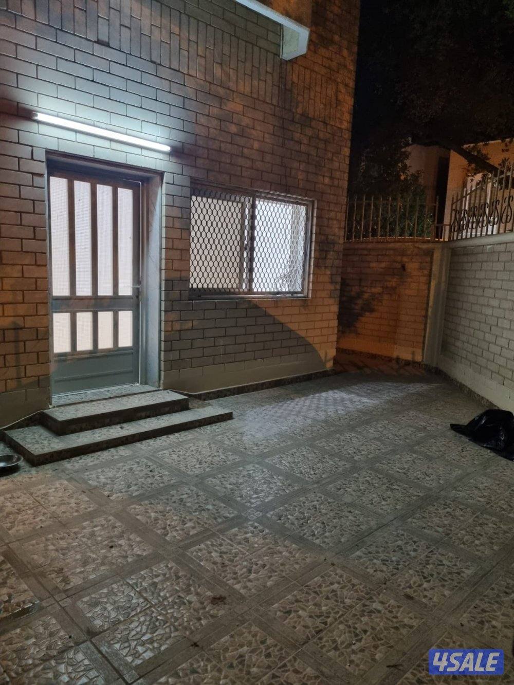 أنا صاحب البيت1