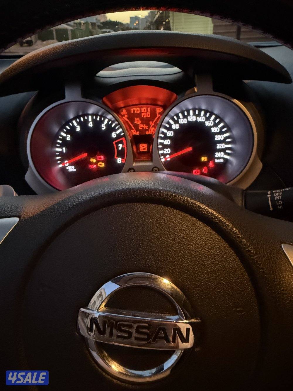 للبيع نيسان جوك  موديل ٢٠١٥2