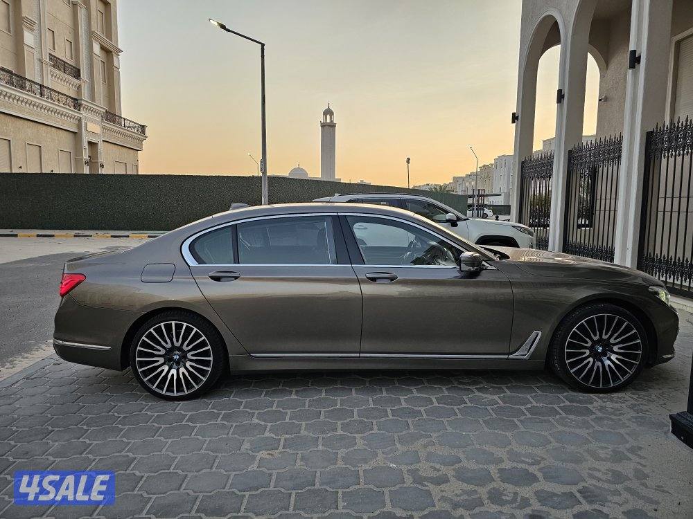 BMW 750LI 20172