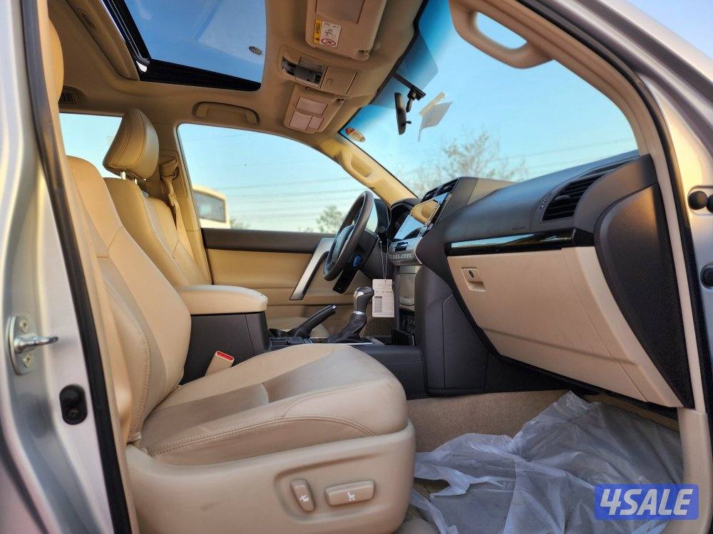 تويوتا برادو TXL أعلى مواصفات صبغ الوكالة موديل ٢٠٢٢ عداد ٣٧ ألف13