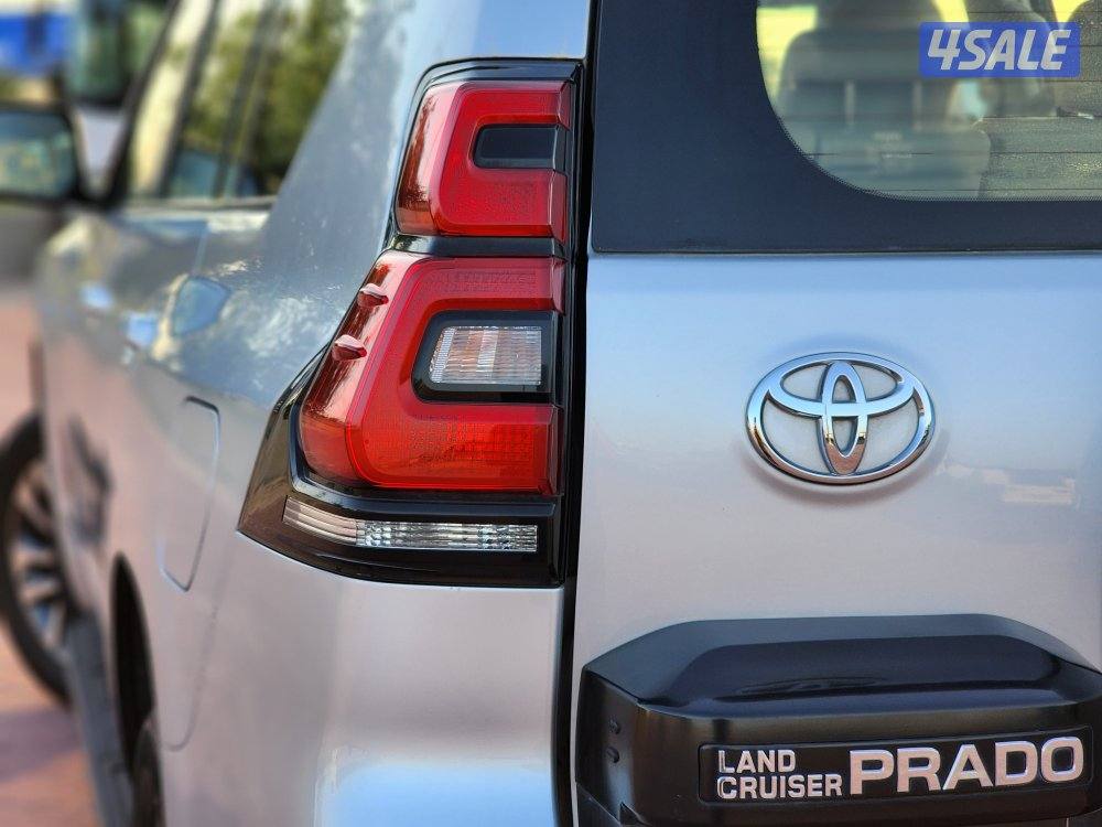 تويوتا برادو TXL أعلى مواصفات صبغ الوكالة موديل ٢٠٢٢ عداد ٣٧ ألف15