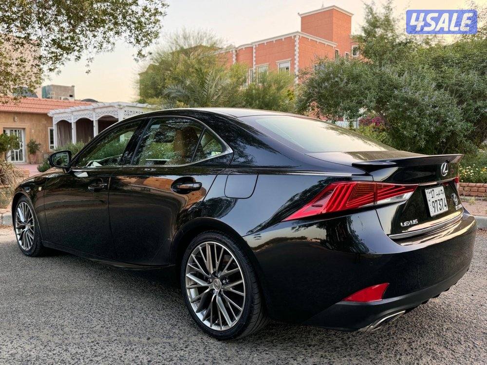 300 is بحاله ممتازه1