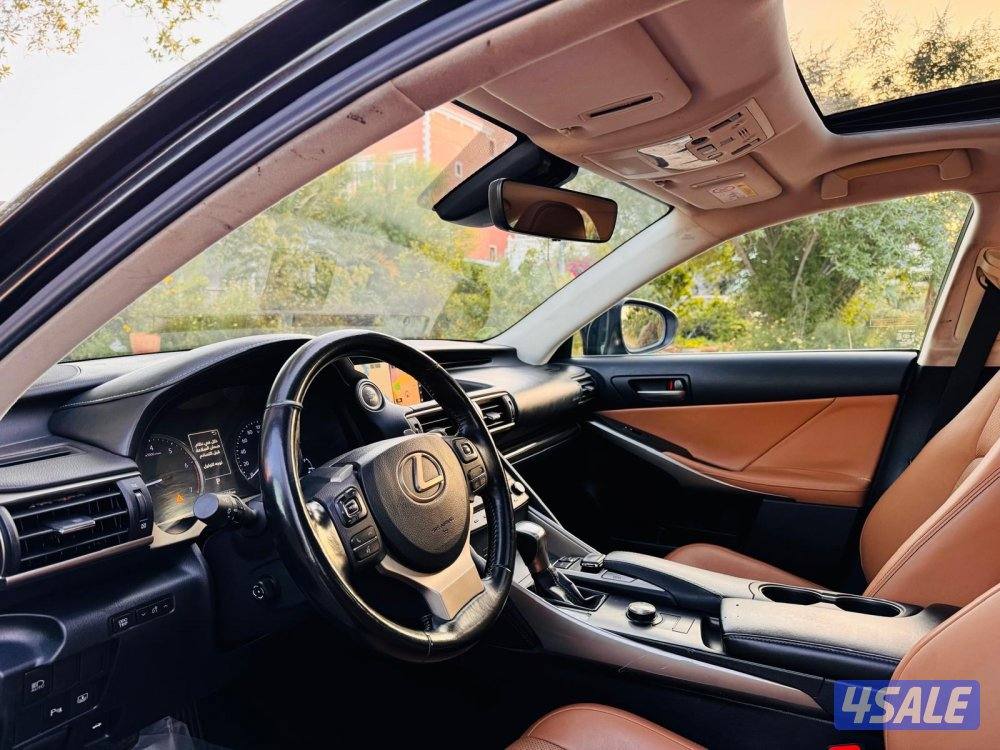 300 is بحاله ممتازه3