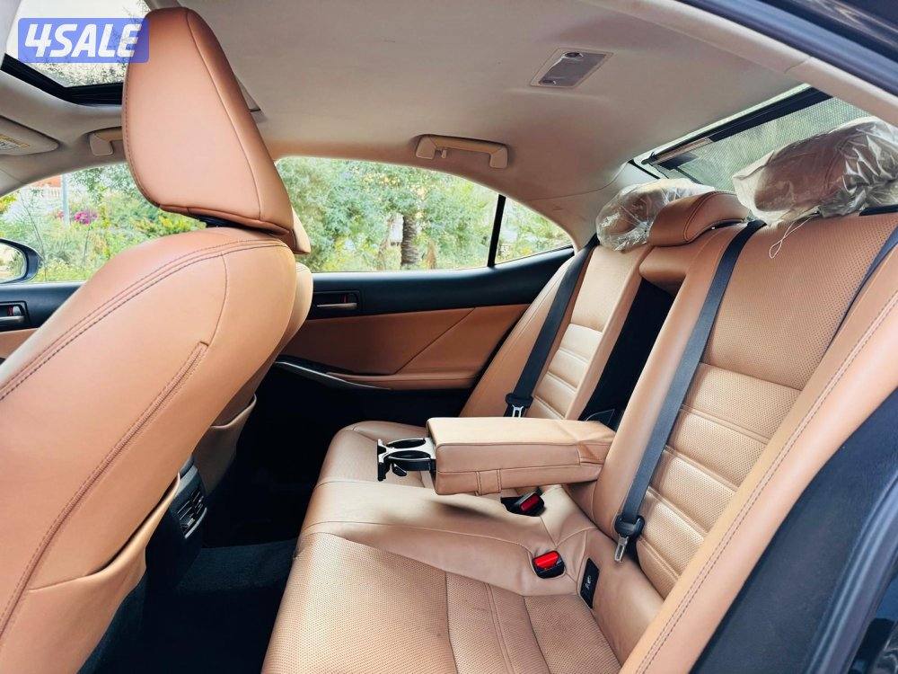 300 is بحاله ممتازه11