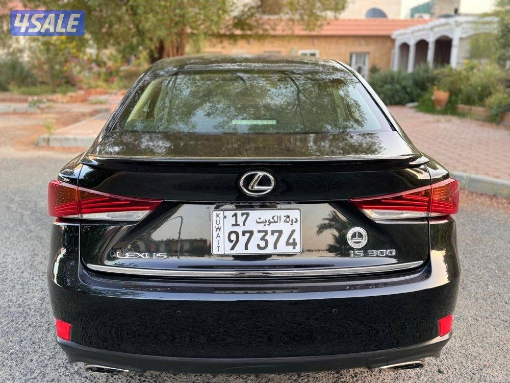 300 is بحاله ممتازه14