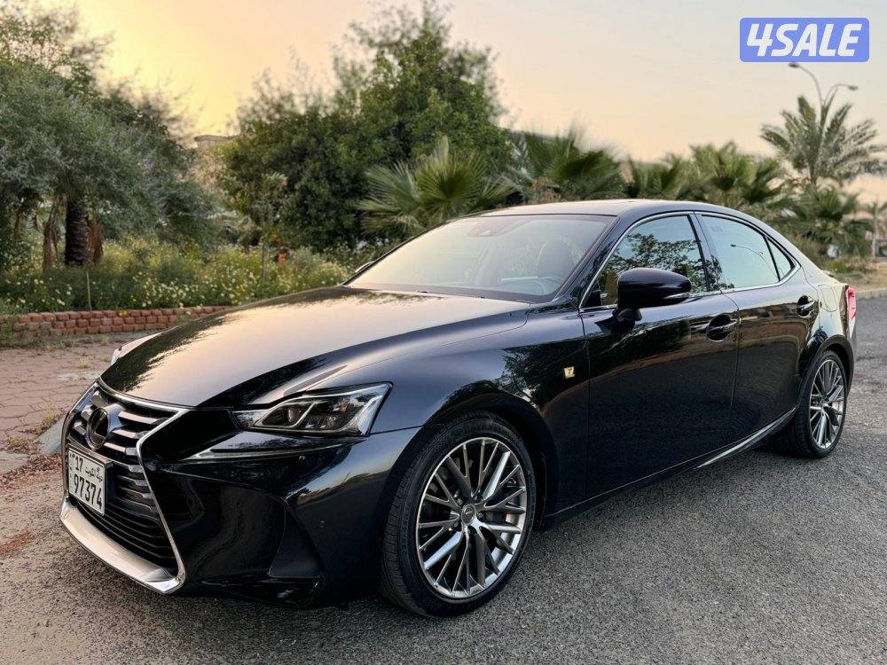 300 is بحاله ممتازه13