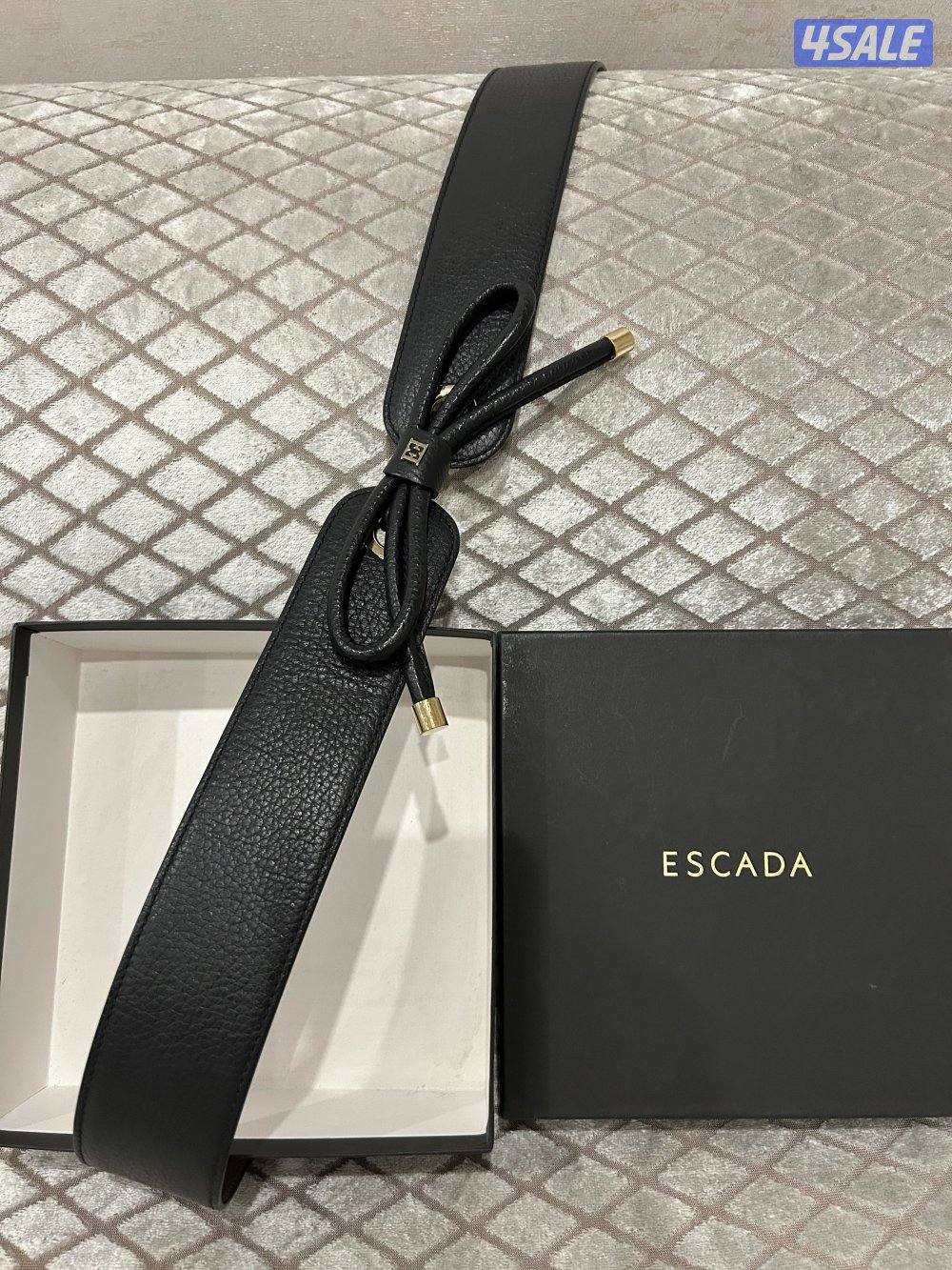 Escada leather belt1