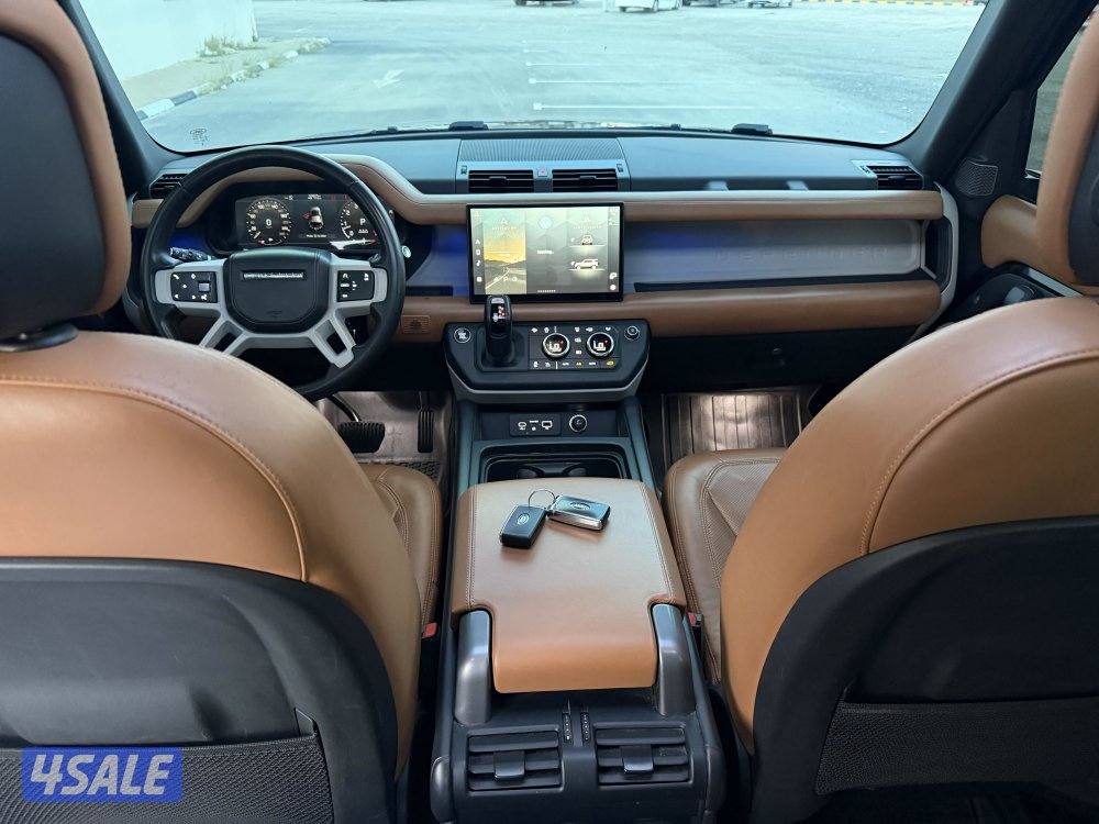 للبيع لاندروفر ديفندر 110  SE موديل 2023  سلندرV49