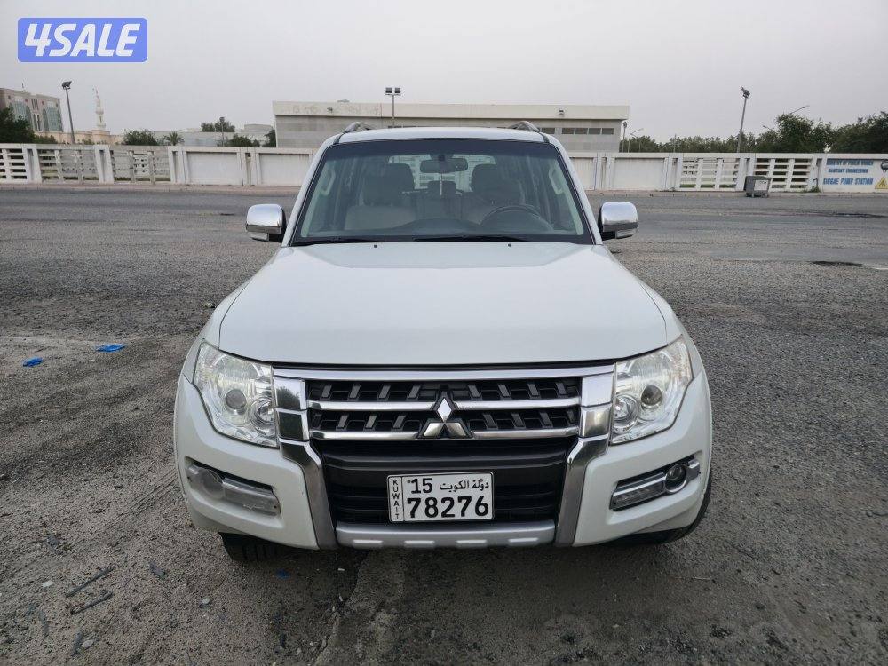 Mitsubishi Pajero 2017 model v6 GLS ( 76000 km )6