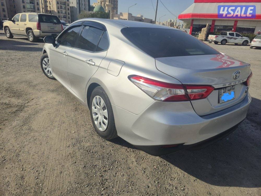 Toyota Camry 2020 model ( 72000 km )5