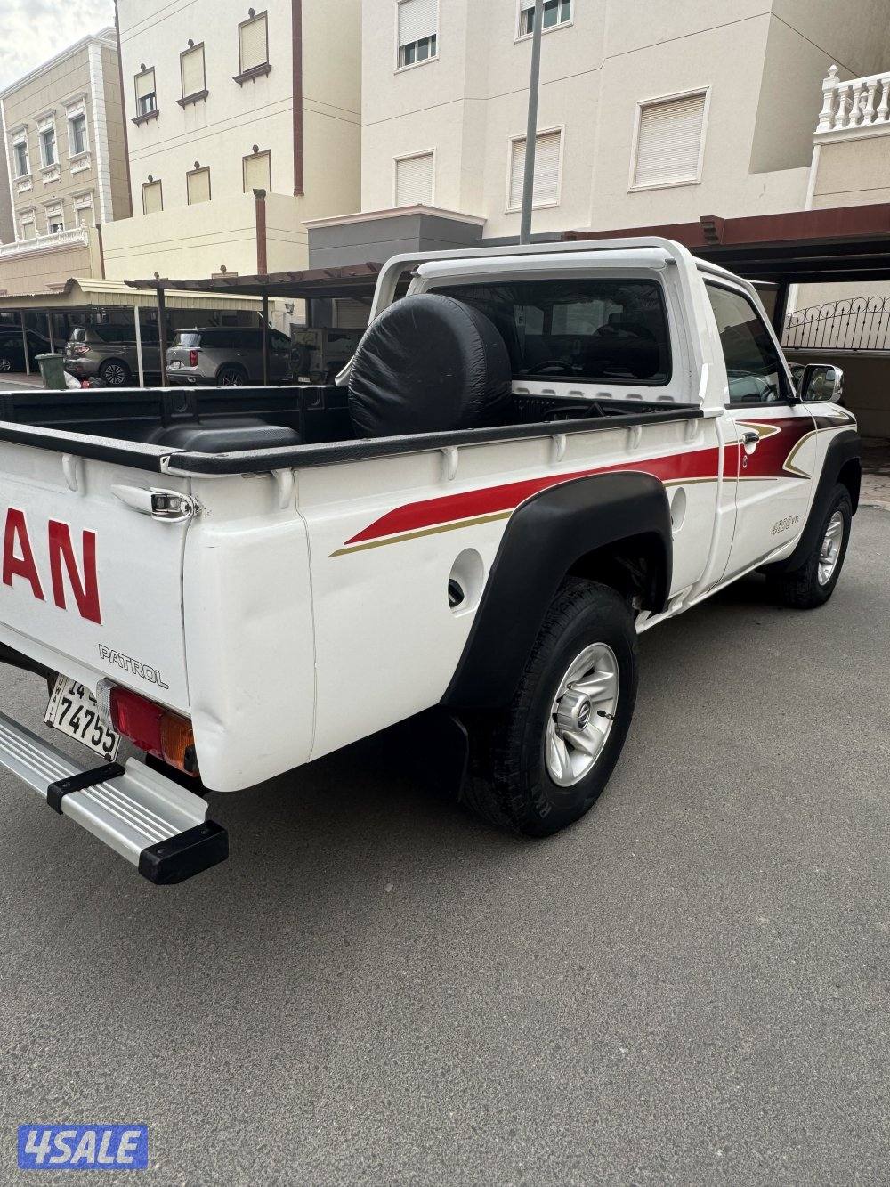 للبيع وانت نيسان بيك اب 20161