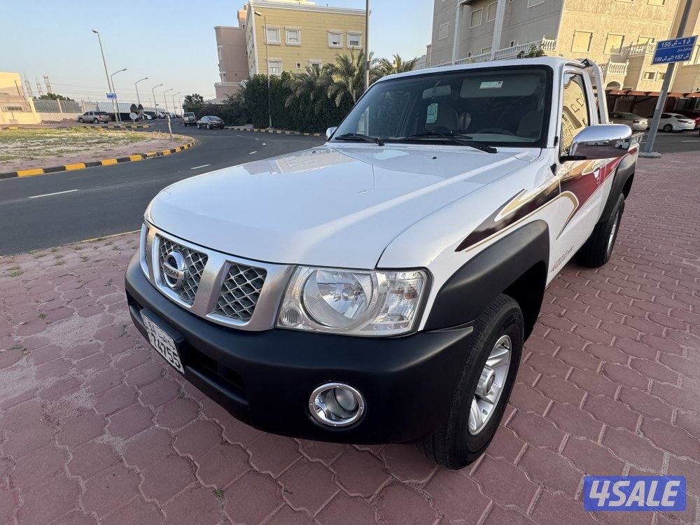 للبيع وانت نيسان بيك اب 20164