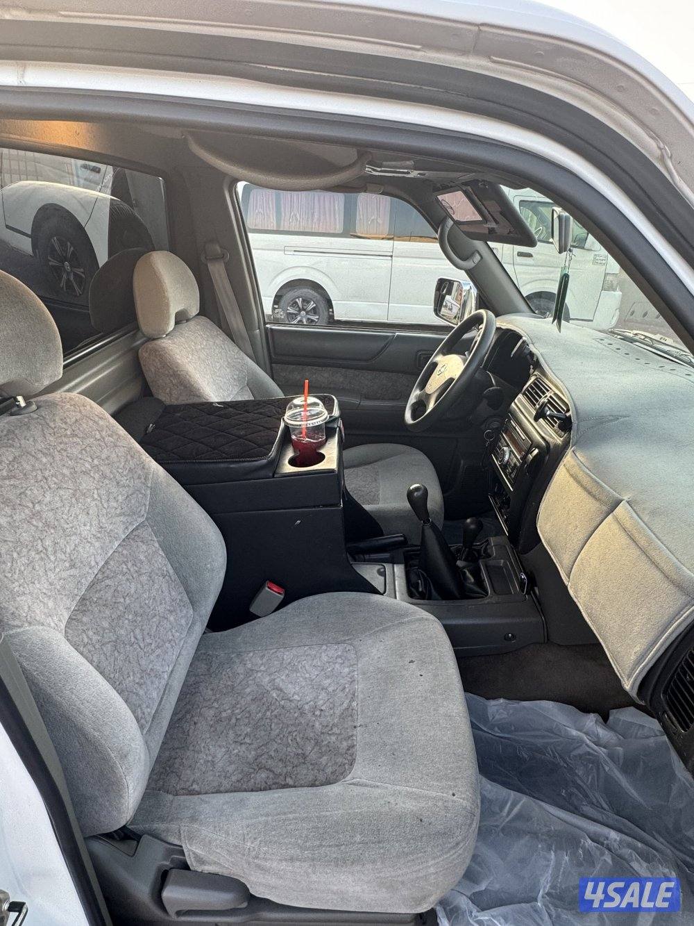 للبيع وانت نيسان بيك اب 20166