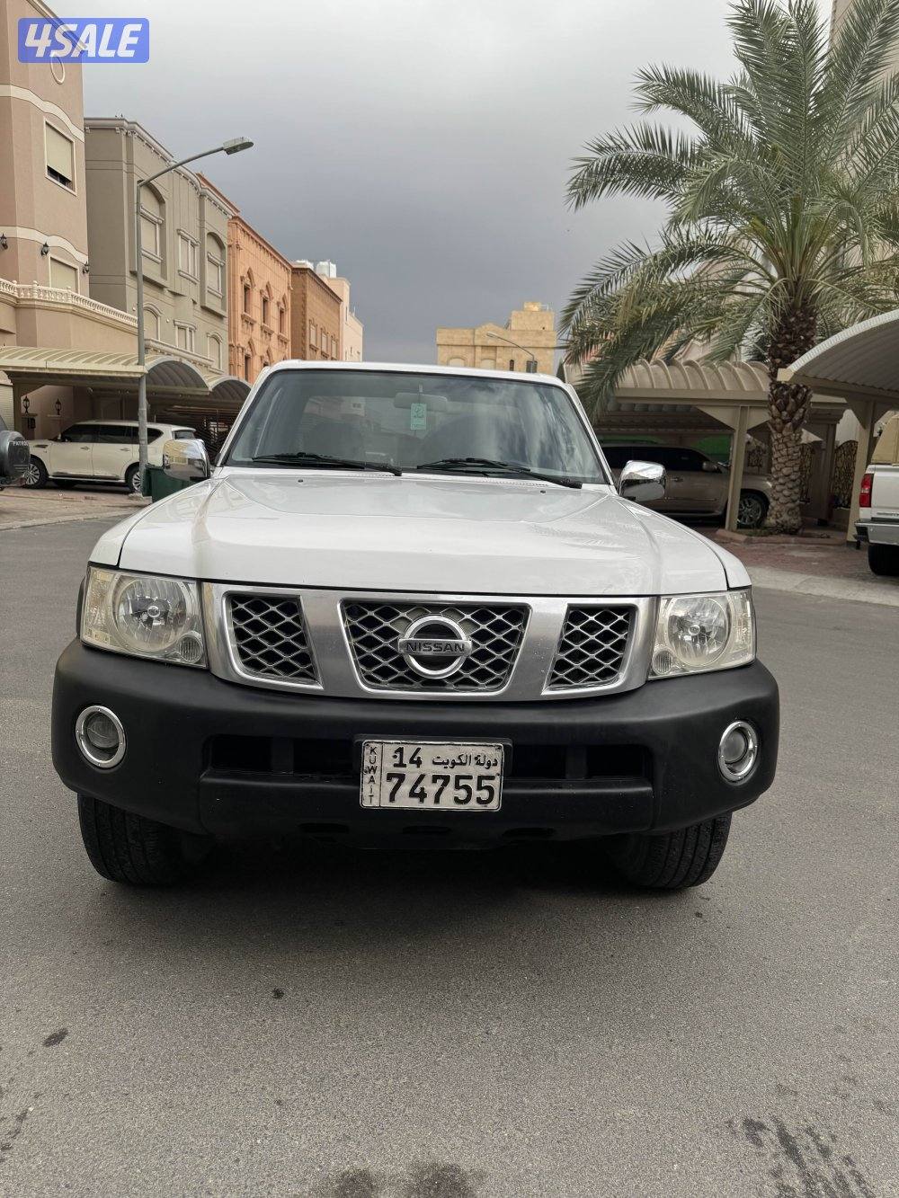 للبيع وانت نيسان بيك اب 20168
