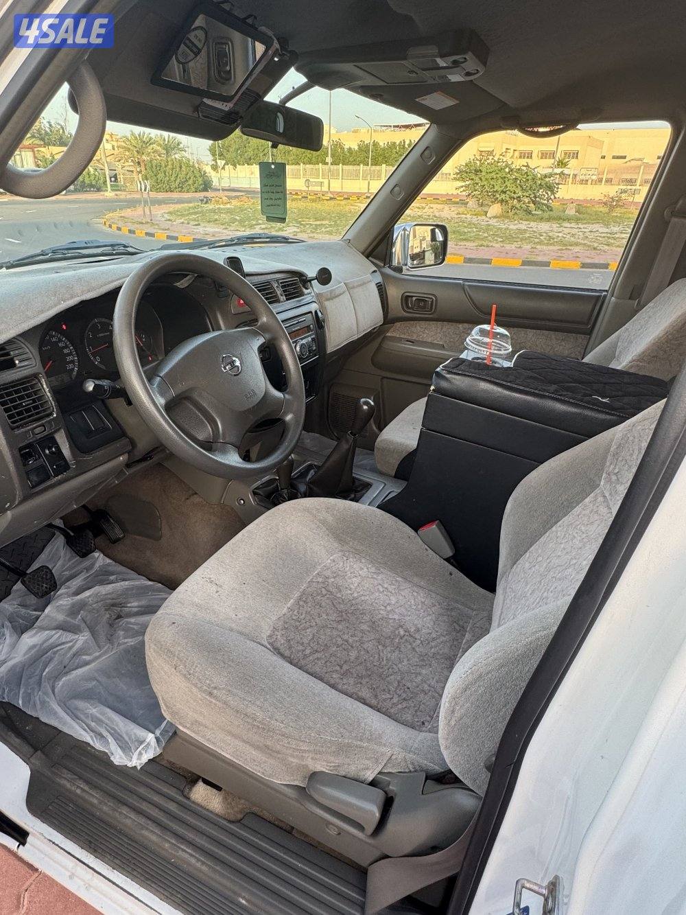 للبيع وانت نيسان بيك اب 20169