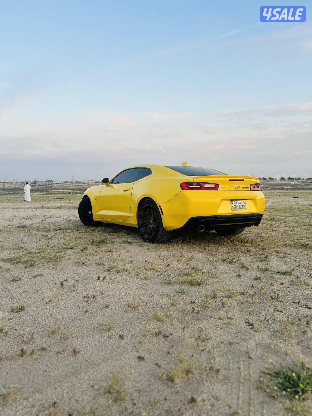 للبيع كمارو ار اس 6 سلندر شرط الفحص مصبوغ كامل تجديد لون الموتر مطلوب2