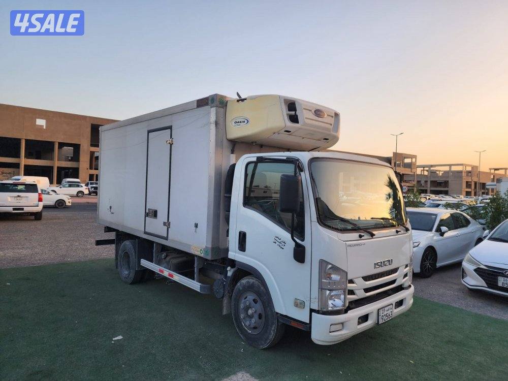 ايسوزو _ هاف لوري ثلاجة2