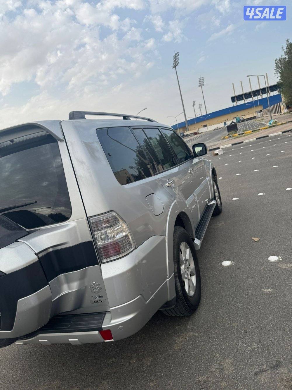 باجيرو 2019 ماشي 200 شرط الفحص ماعدا قطعه تجميل 3400 دك كامل المواصفات2