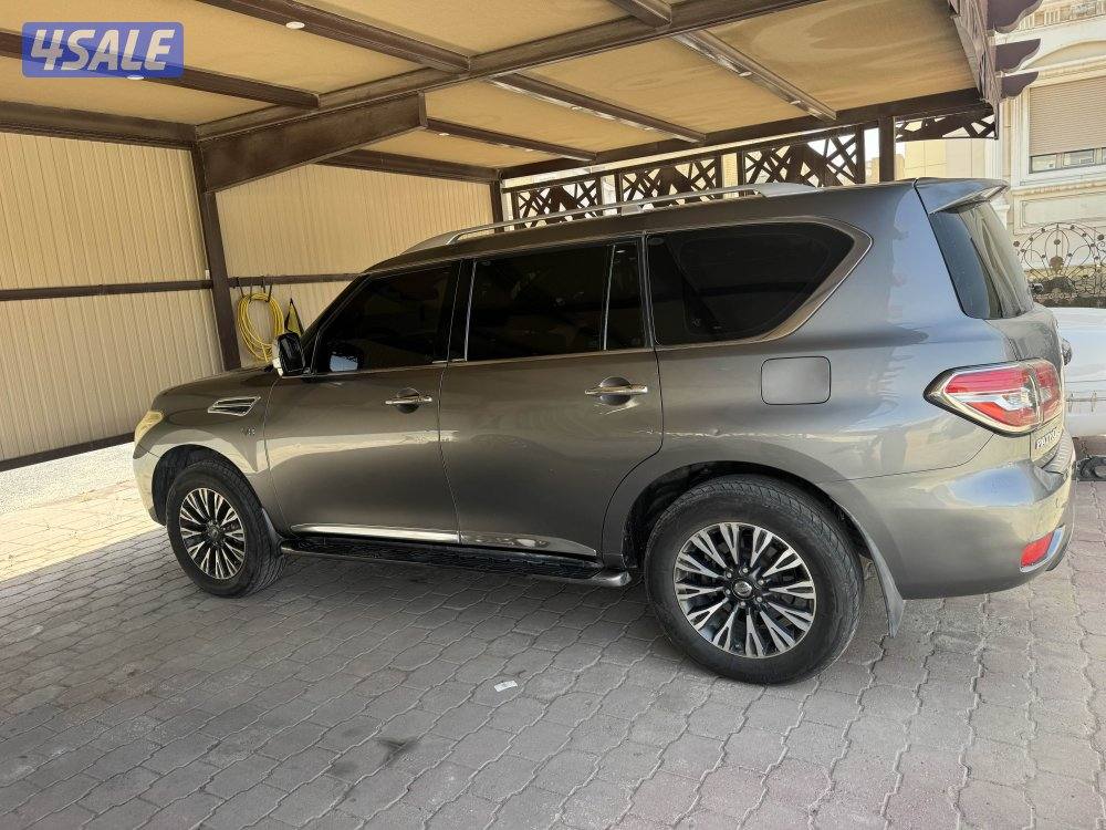 للبيع باترول بلاتينيوم  20144