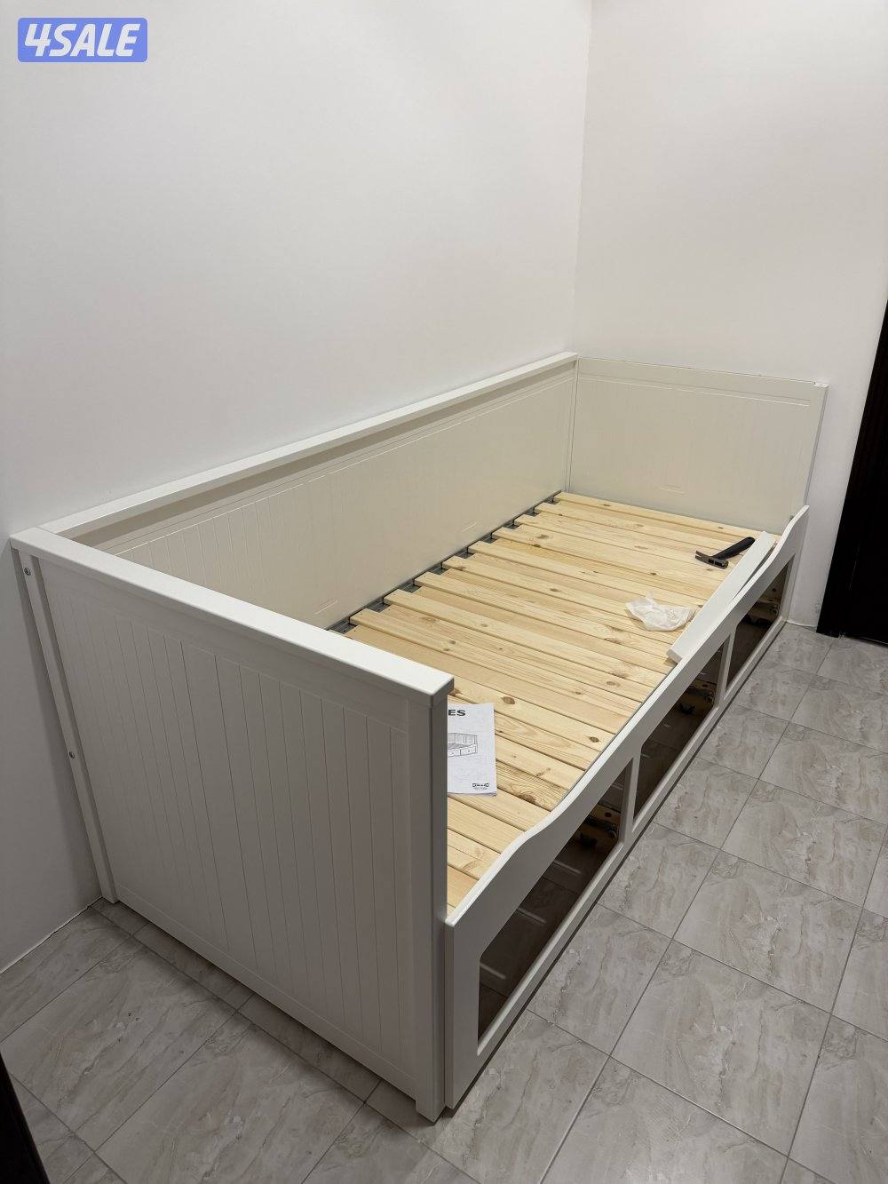 سرير ايكيا جديد HEMNES غير مستعمل0