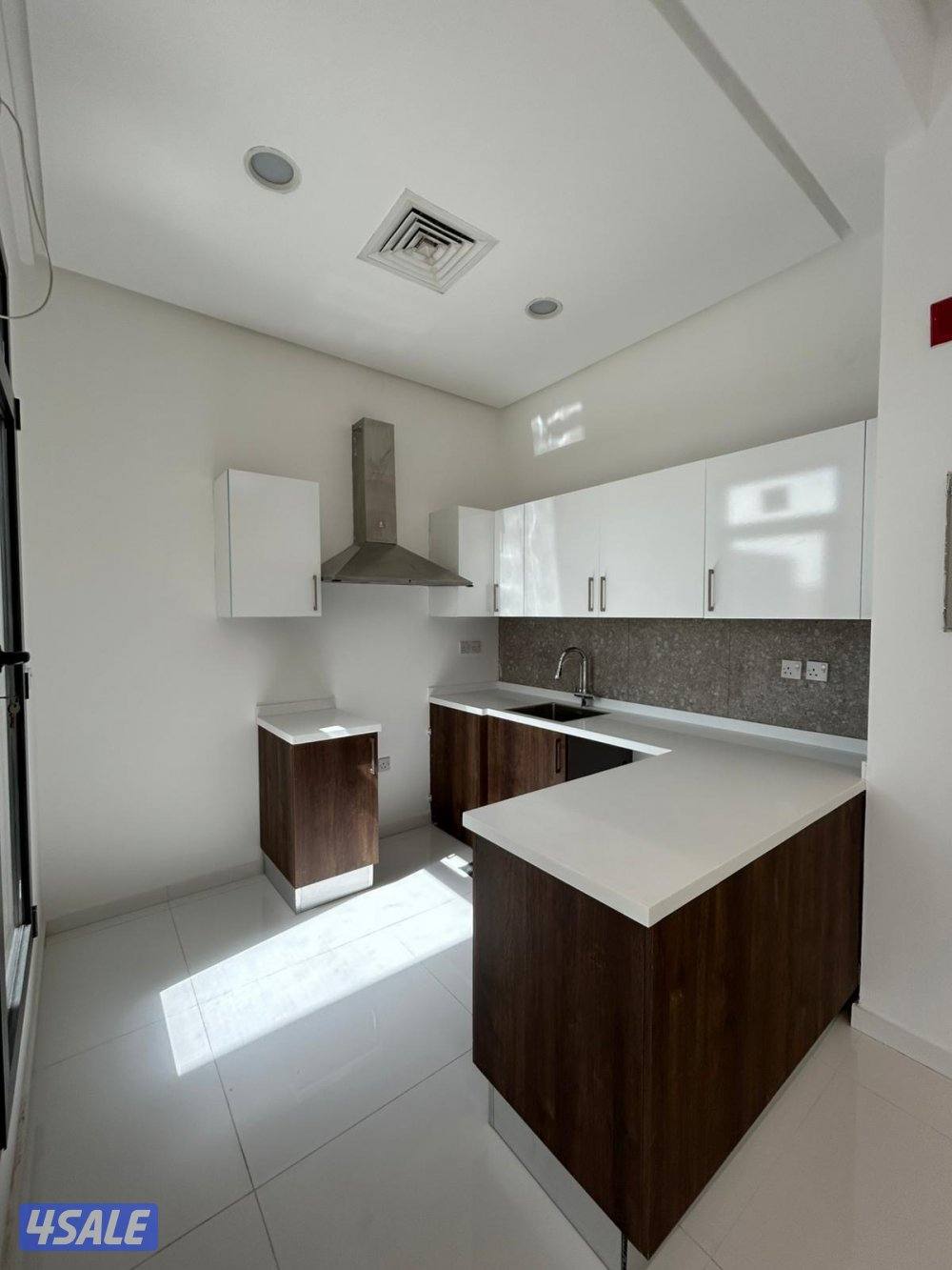 شقة للإيجار فى صباح السالم - روف كبير وإطلالة بانوراما2