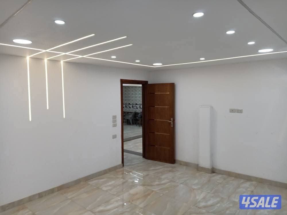 شقة مباشرة على النيل للبيع8