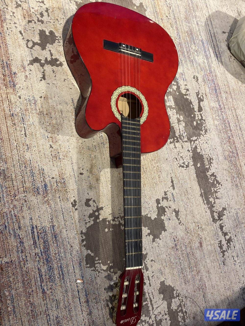 غيتار أحمر0