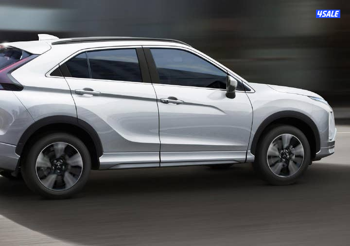 Mitsubishi ECLIPSE CROSS GLS - Mid-line9