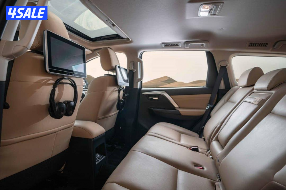 Mitsubishi MONTERO SPORT Base Line11