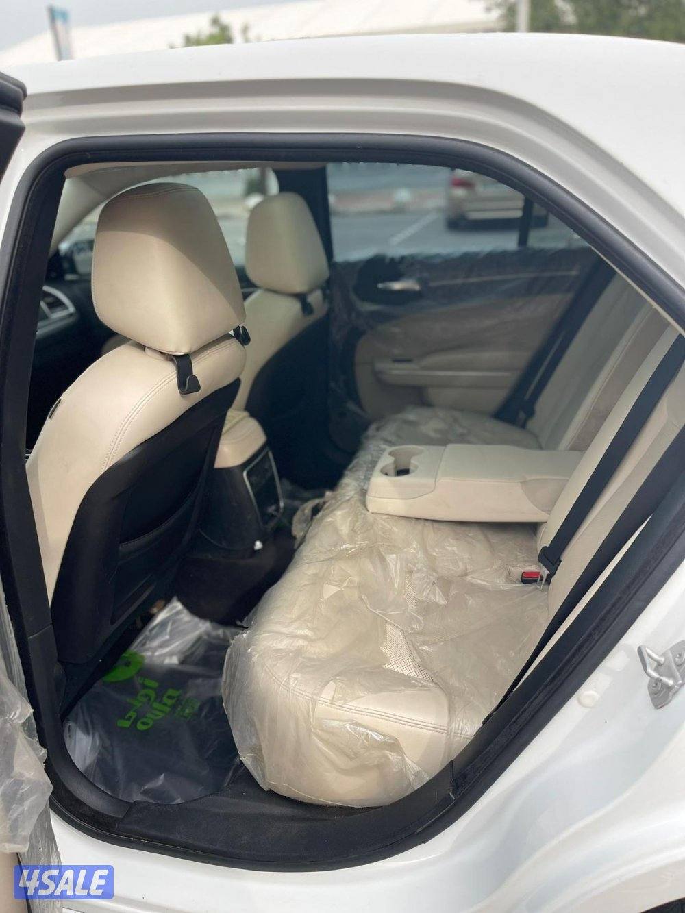 للبيع كرايسلر كامل المواصفات بانوراما6