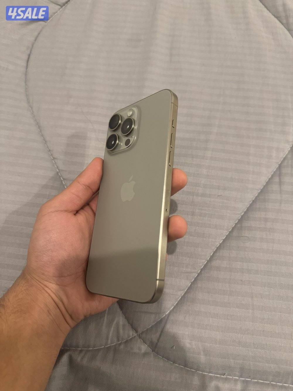 ايفون ١٥ برو ماكس iPhone 15 pro max0