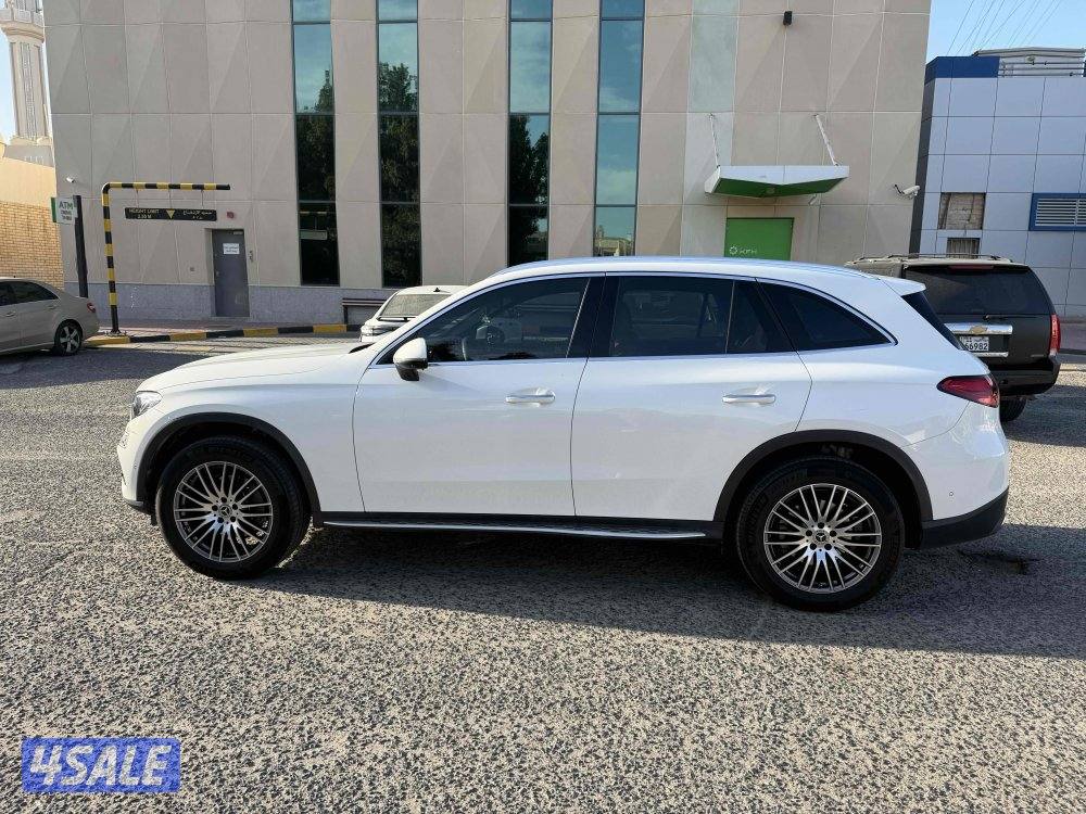 GLC200 موديل ٢٠٢٥صبغ وكاله و تحت الكفالة ماشي ١٧٠٠٠ -حماية- تامين شامل1